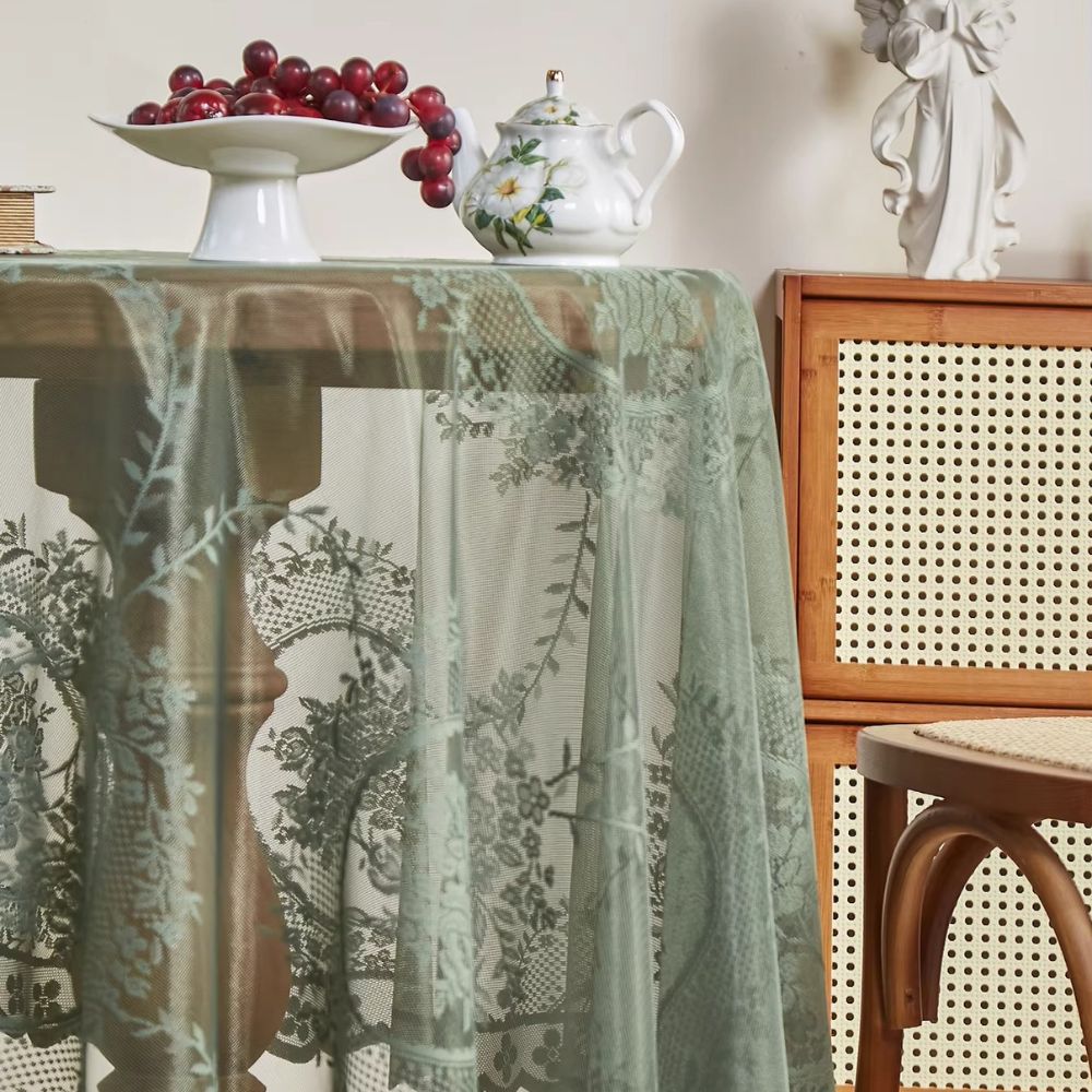 Durchsichtige Spitzenrunde Tischdecke mit Blumenmuster