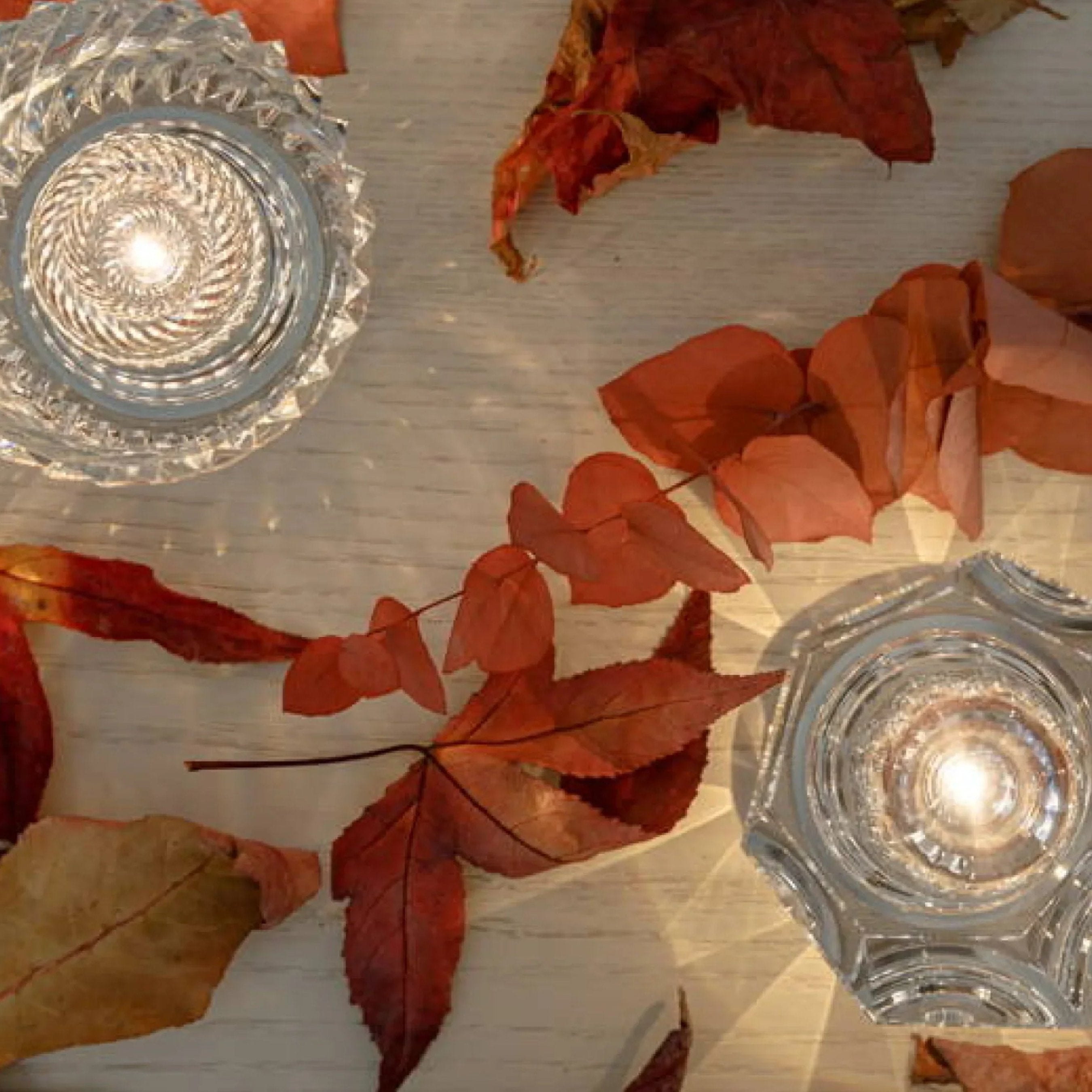 Kristall Tischlampe VÉLORIA | Diamant-Look & 360° Lichtspiel | Kabellos & USB wiederaufladbar | Bis zu 12 Stunden Lichtdauer
