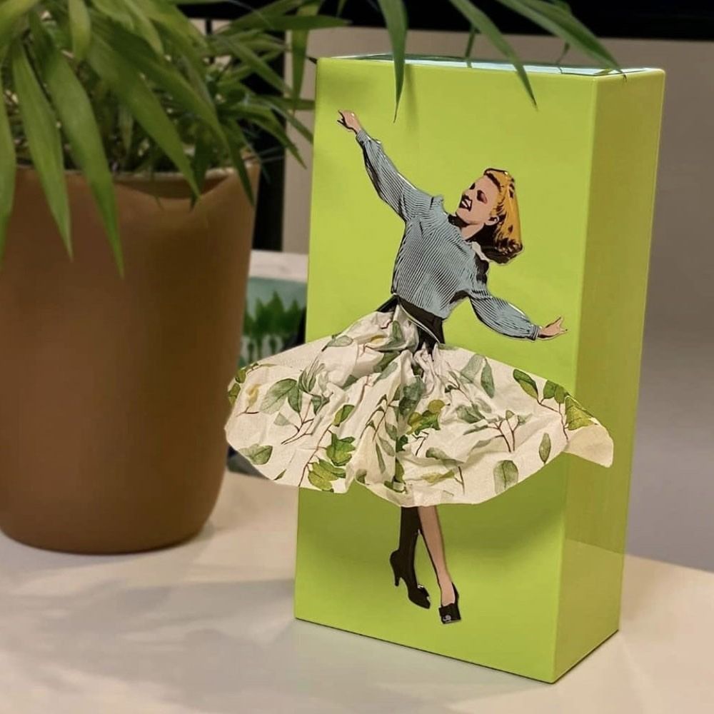 Flying Skirt Taschentuchbox