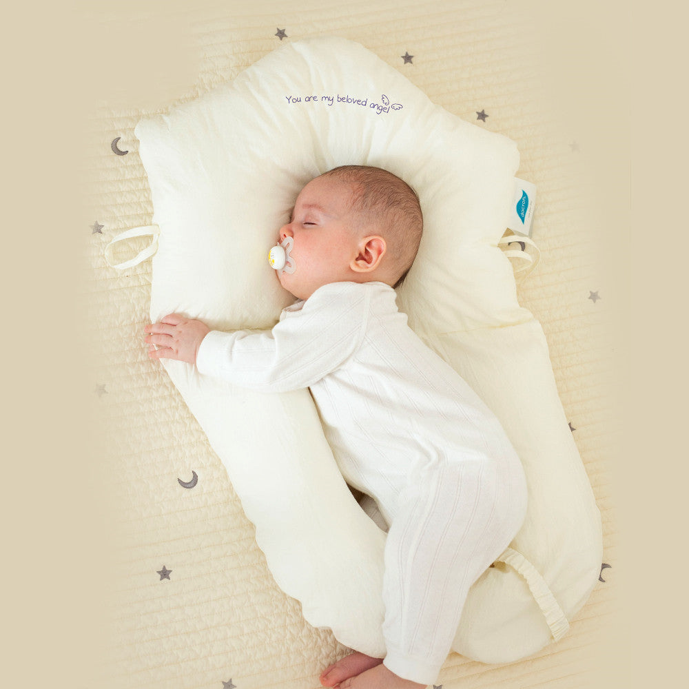 Antibakterielles Baby-Kuschelkissen für sicheres Schlafen
